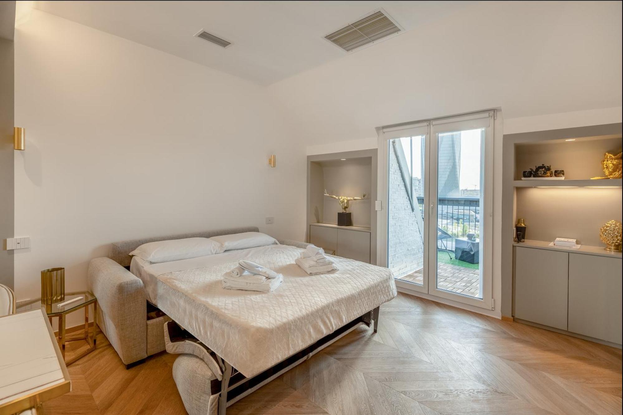 Luxury Skyview Suite - Citylife Apartment - Mico ミラノ エクステリア 写真